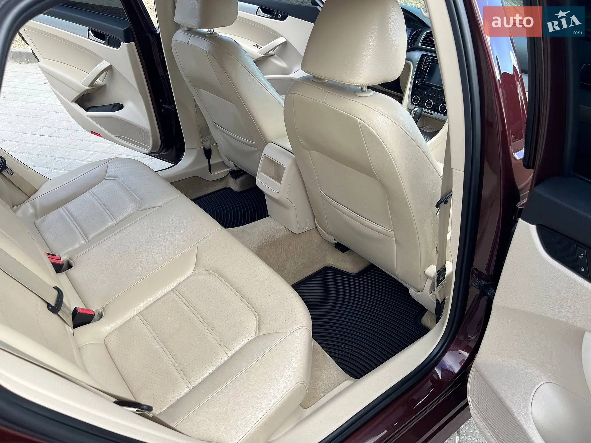 2012 Volkswagen Passat - мініатюра 23