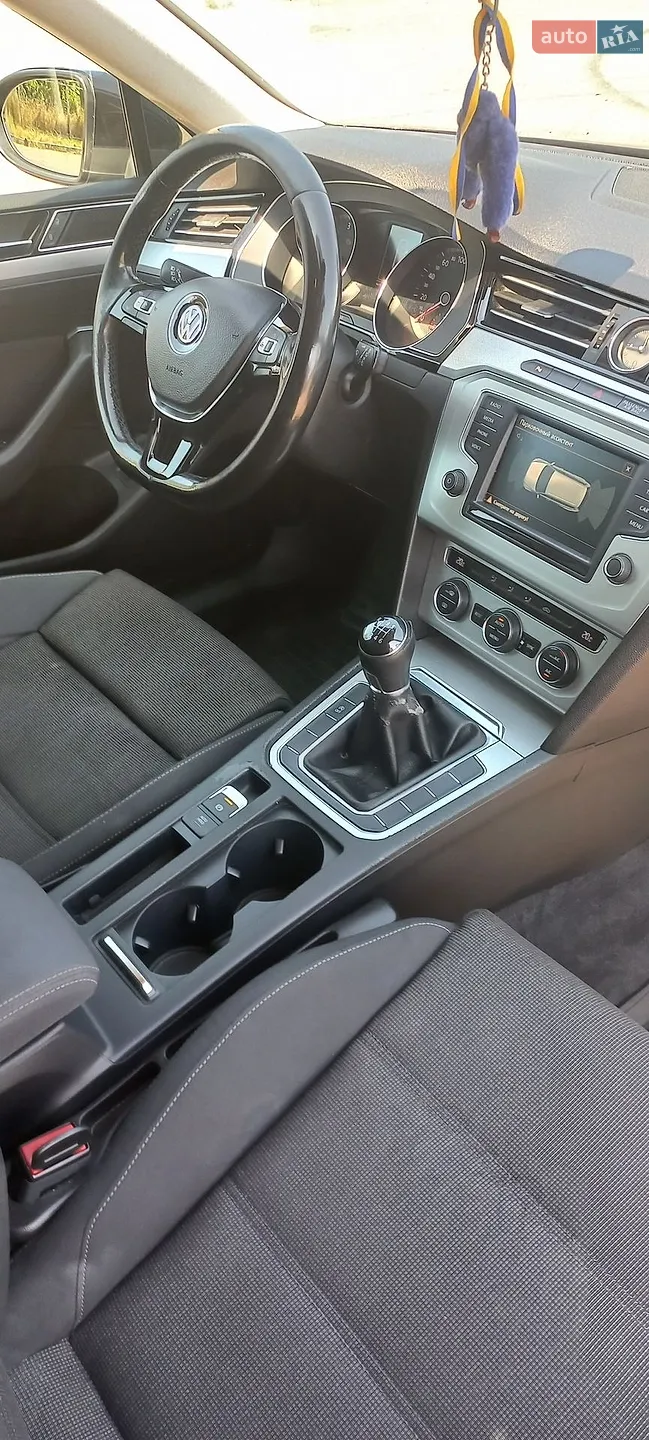 2015 Volkswagen Passat - мініатюра 26