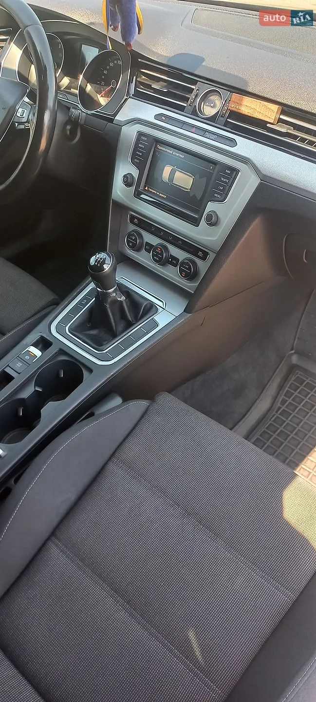 2015 Volkswagen Passat - мініатюра 27