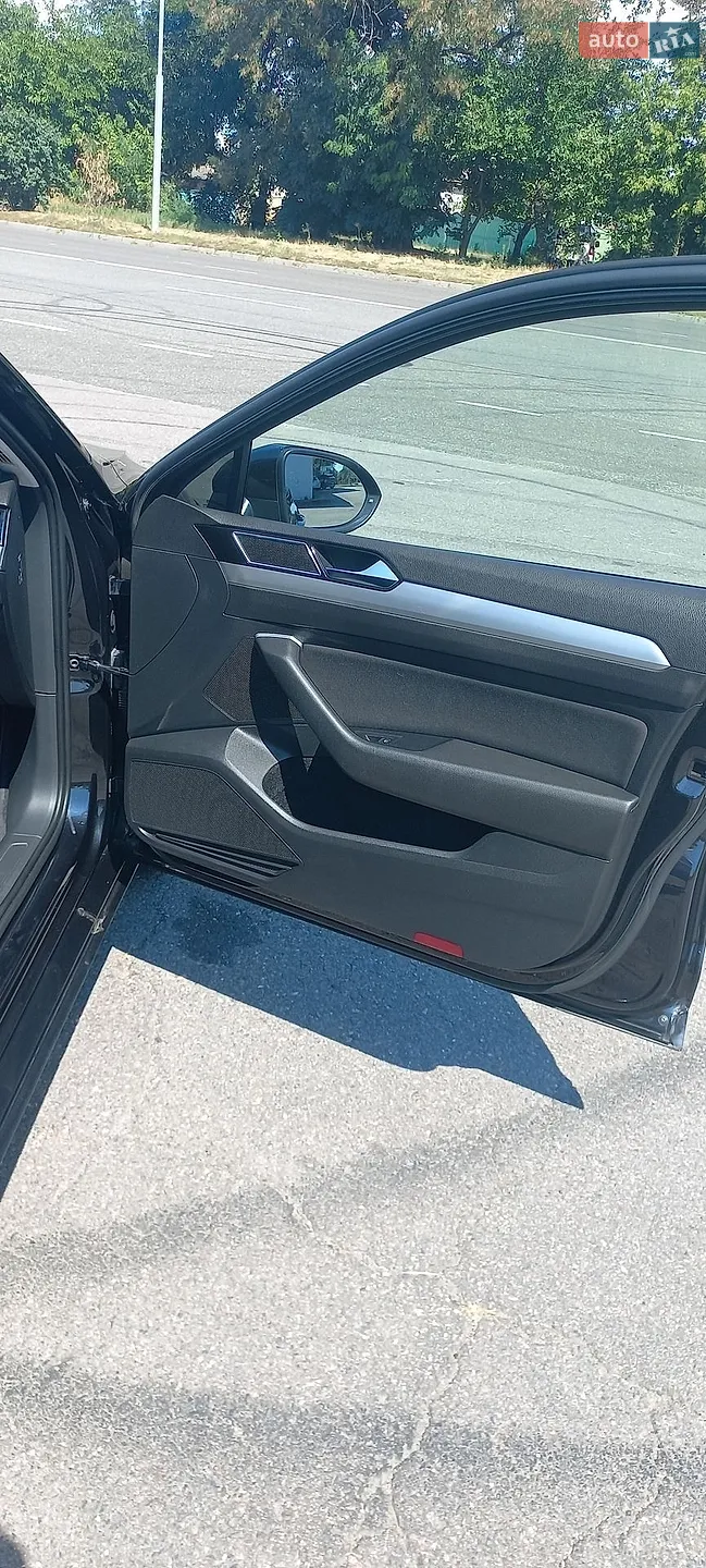 2015 Volkswagen Passat - мініатюра 28