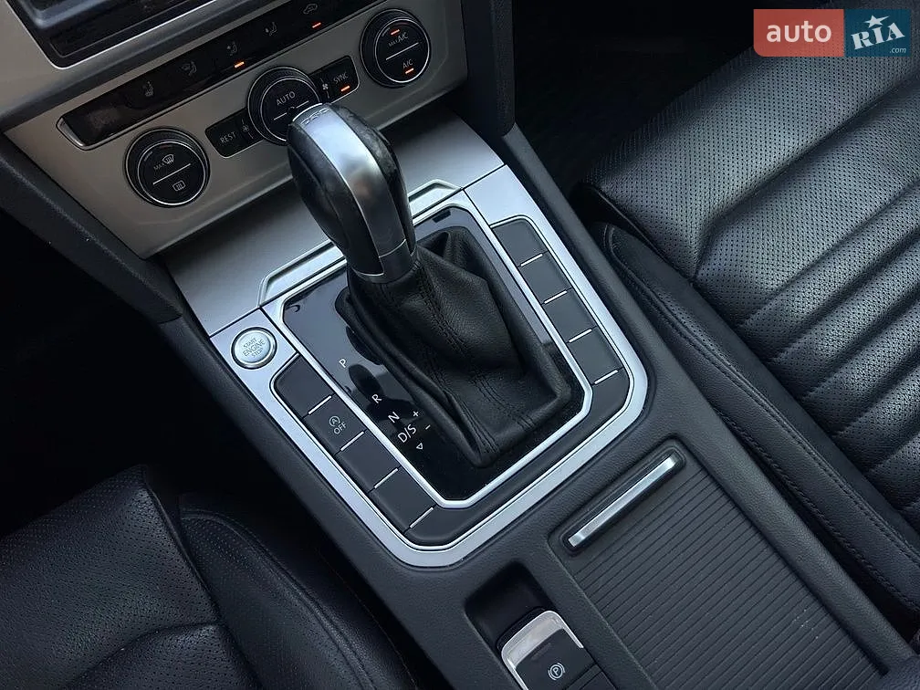 2016 Volkswagen Passat - мініатюра 23