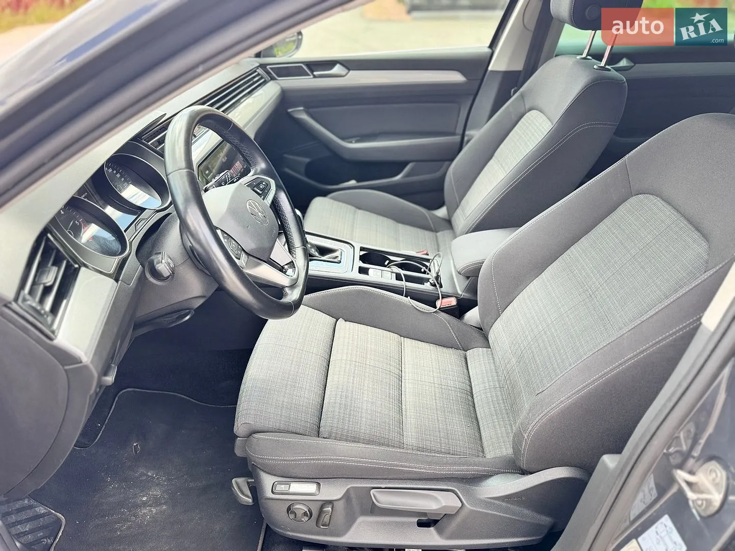 2021 Volkswagen Passat - мініатюра 10