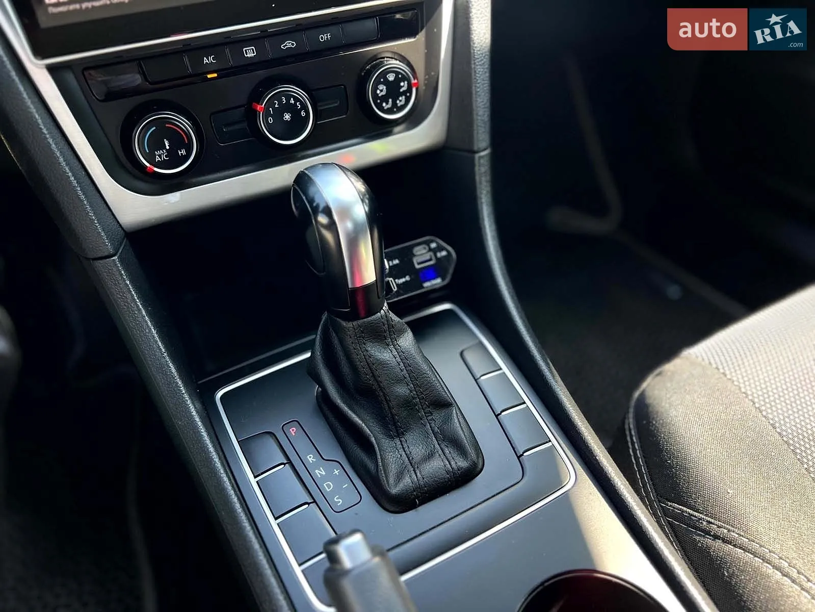2014 Volkswagen Passat - мініатюра 18