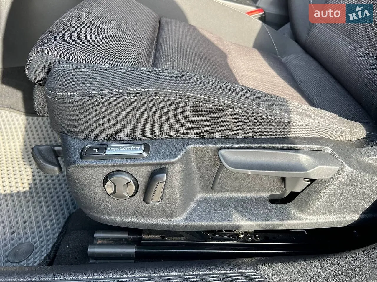 2019 Volkswagen Passat - мініатюра 17
