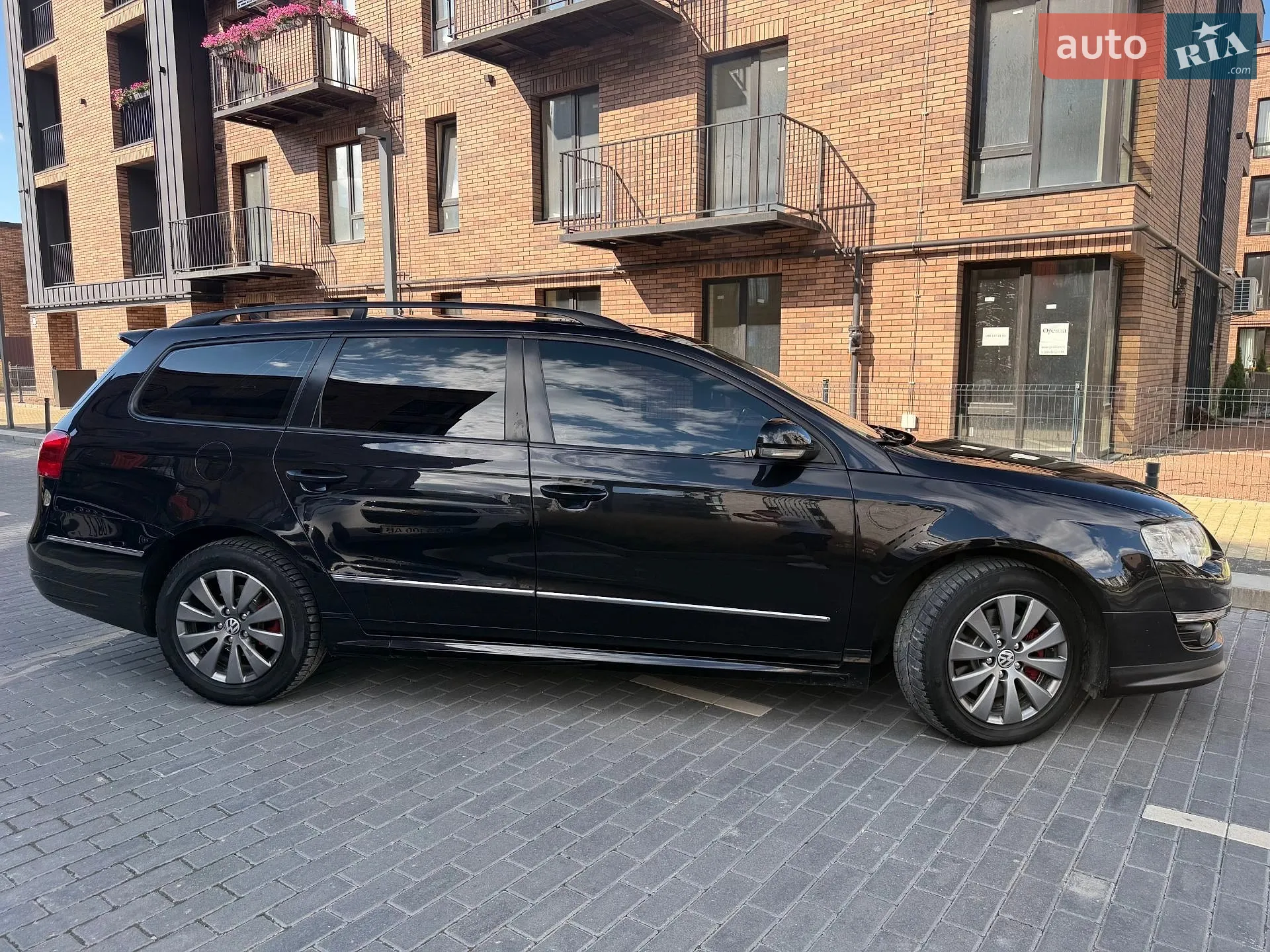 2010 Volkswagen Passat - мініатюра 12
