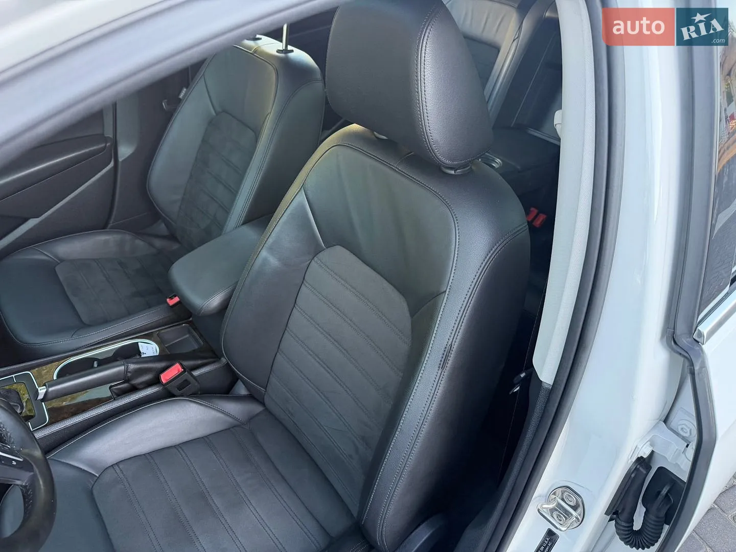 2015 Volkswagen Passat - мініатюра 23