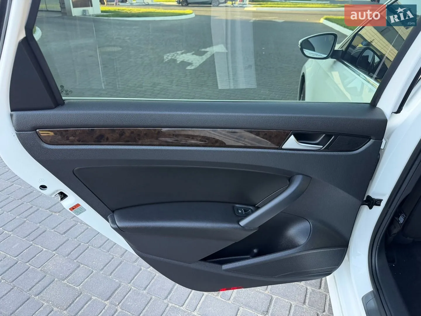 2015 Volkswagen Passat - мініатюра 27