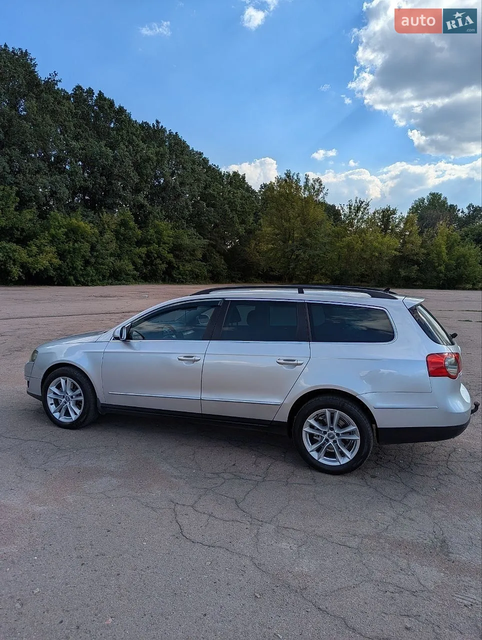2010 Volkswagen Passat - мініатюра 2