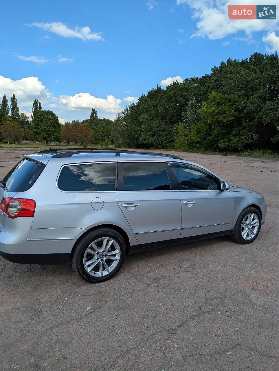 2010 Volkswagen Passat - мініатюра 3
