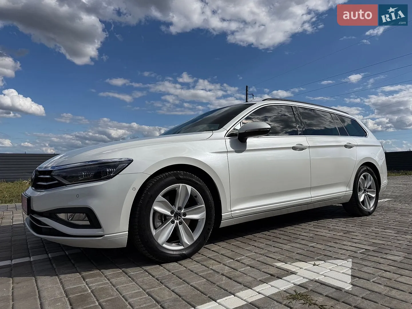 2022 Volkswagen Passat - фото 1