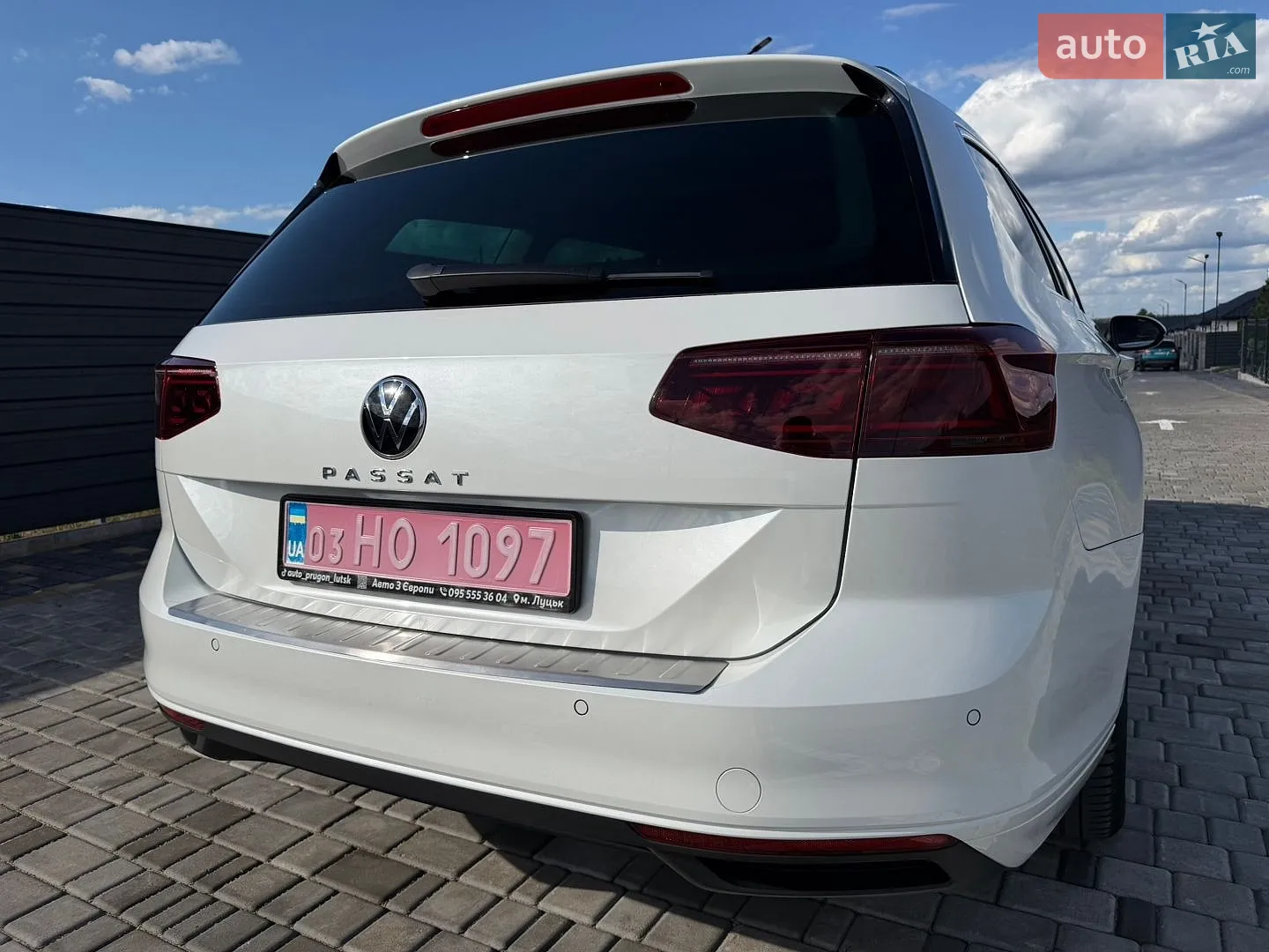 2022 Volkswagen Passat - мініатюра 222