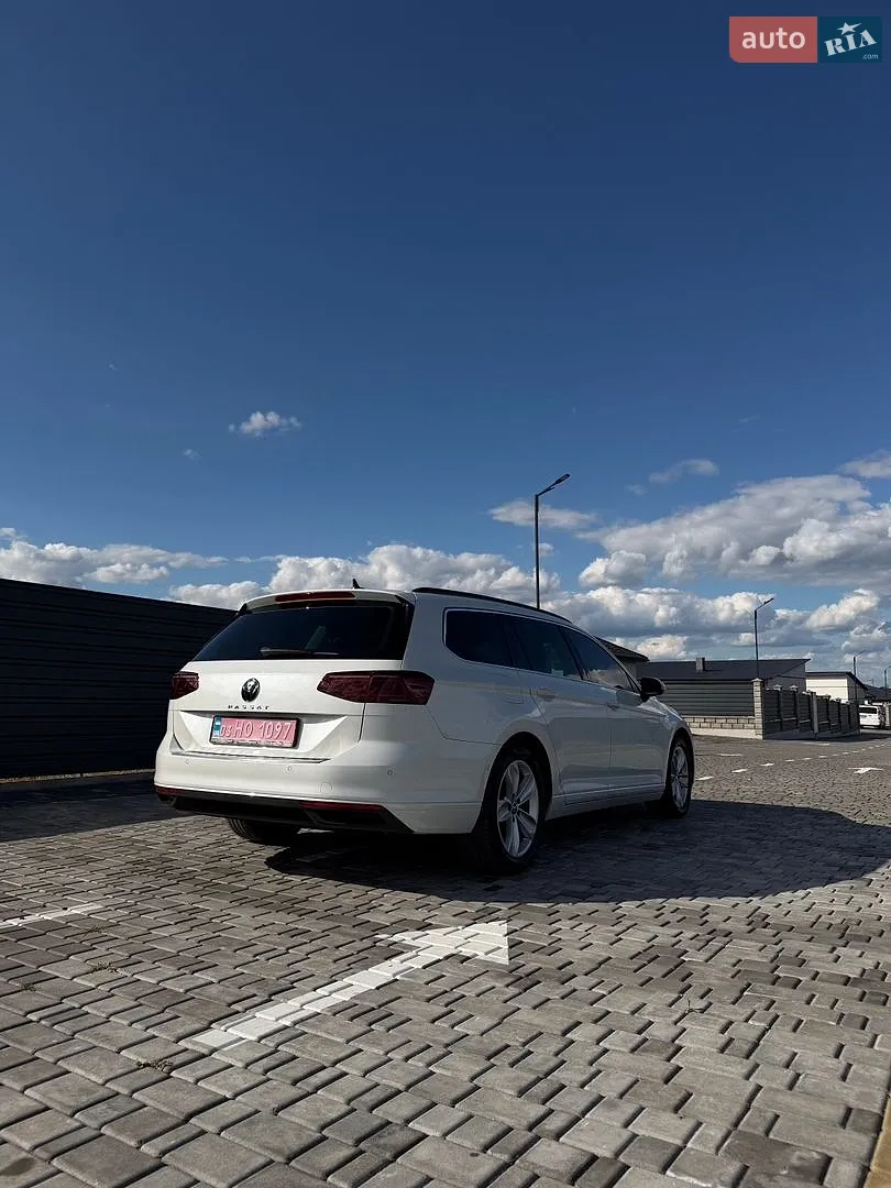 2022 Volkswagen Passat - мініатюра 224