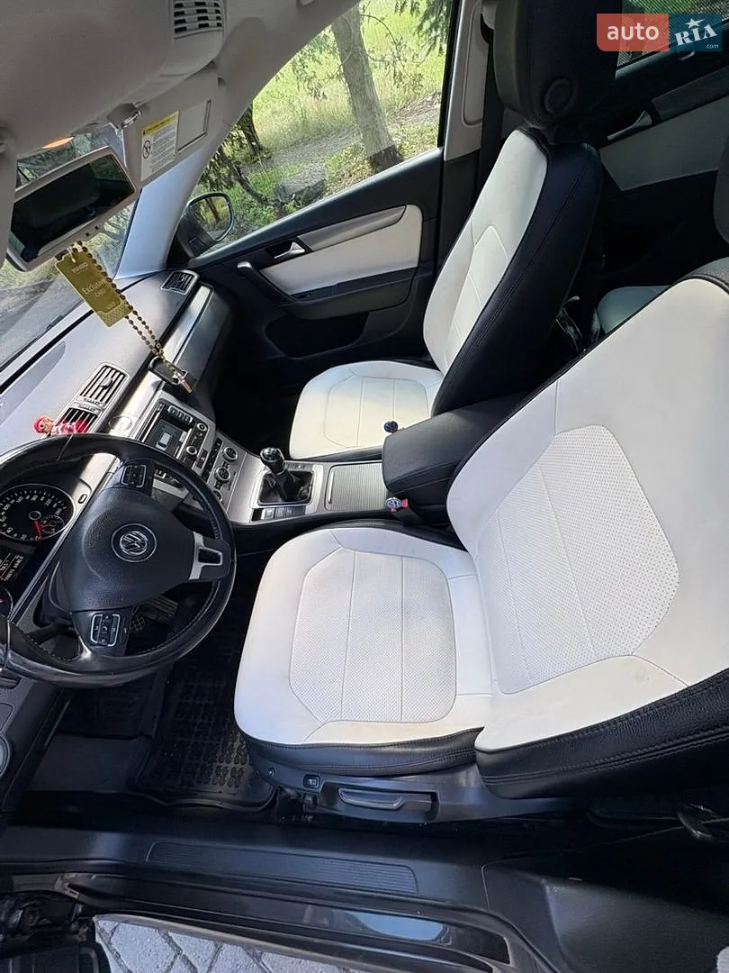 2013 Volkswagen Passat - мініатюра 12