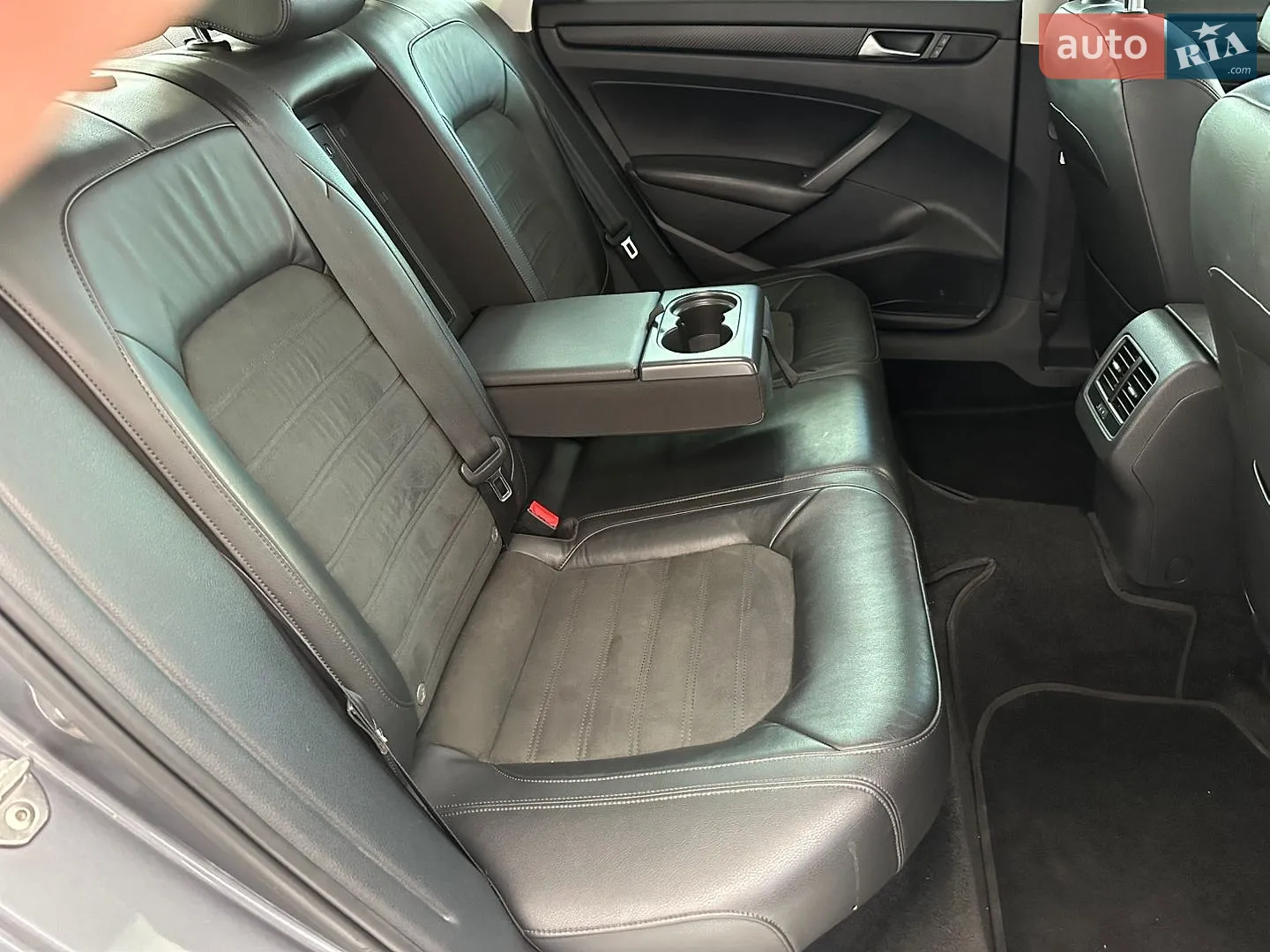2014 Volkswagen Passat - мініатюра 20