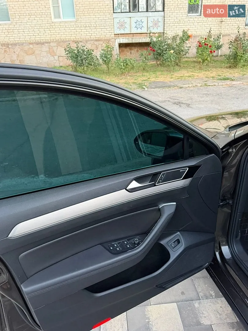 2015 Volkswagen Passat - мініатюра 12