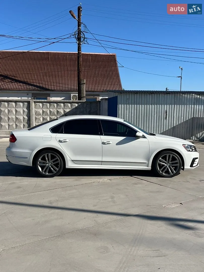 2016 Volkswagen Passat - мініатюра 11