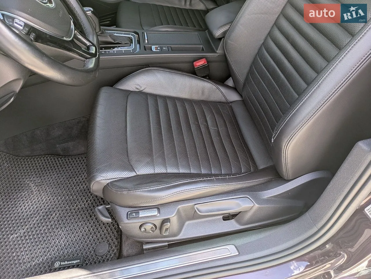 2015 Volkswagen Passat - мініатюра 21