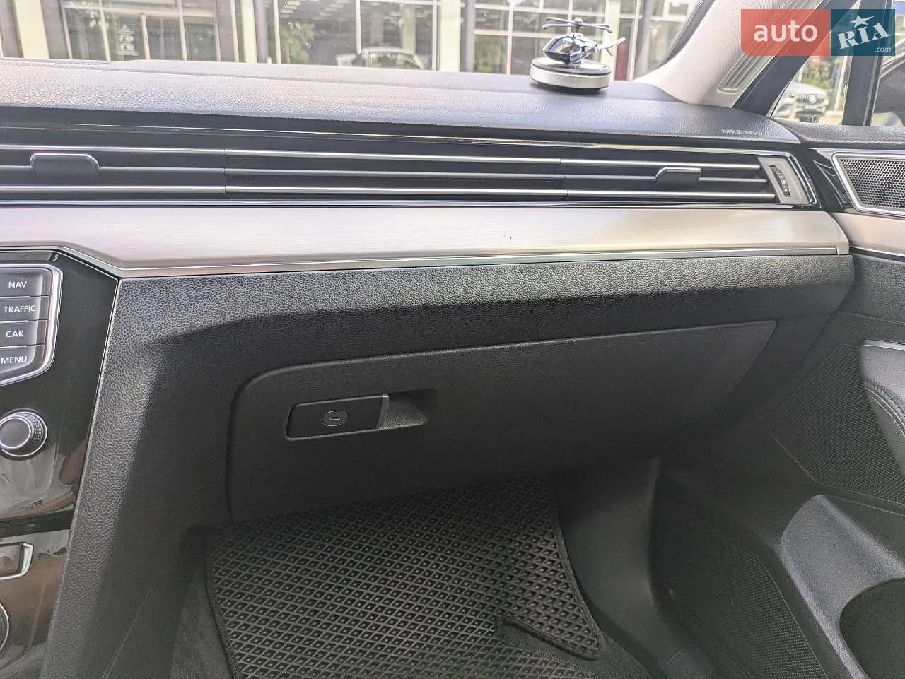 2015 Volkswagen Passat - мініатюра 13