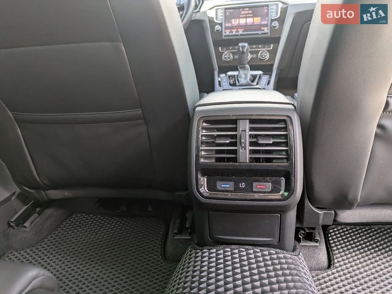 2015 Volkswagen Passat - мініатюра 25