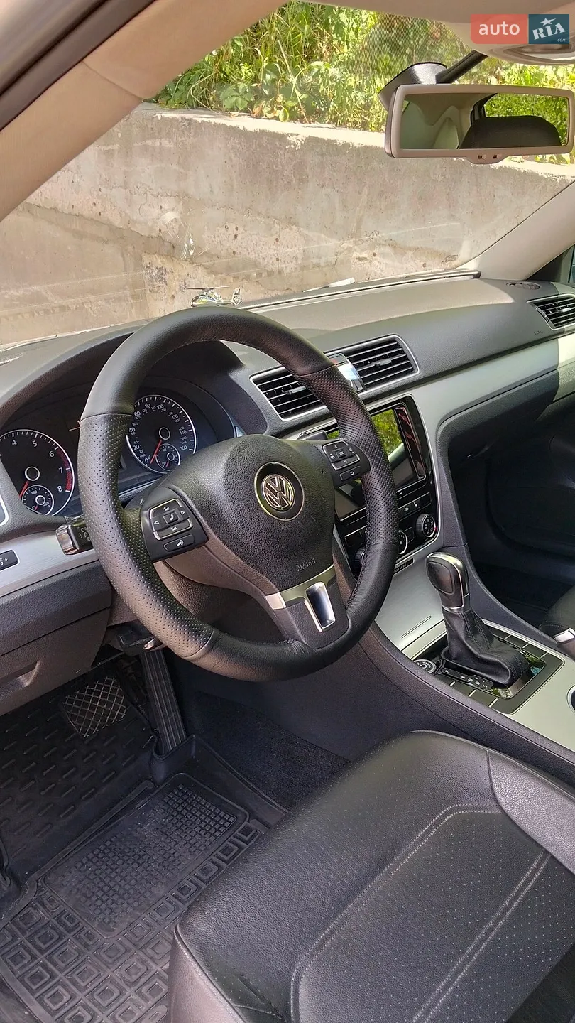 2012 Volkswagen Passat - мініатюра 8