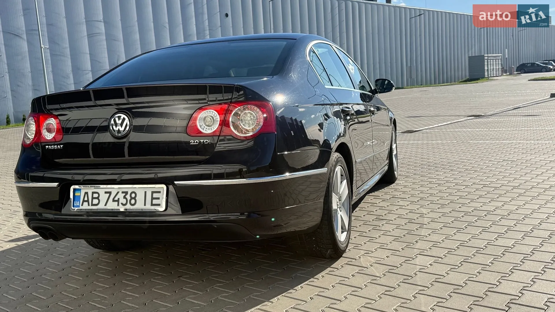 2010 Volkswagen Passat - мініатюра 7