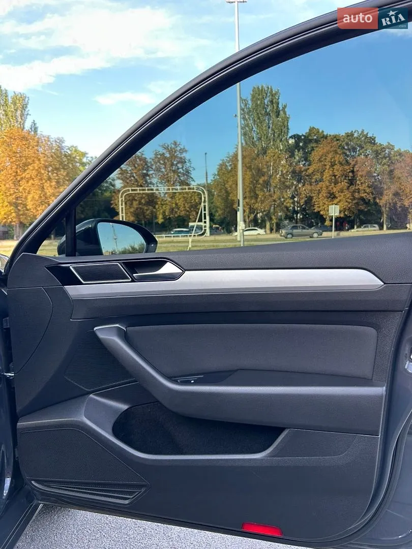 2017 Volkswagen Passat - мініатюра 14