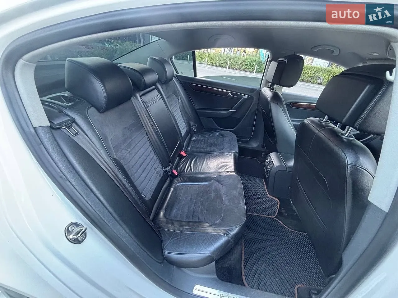 2011 Volkswagen Passat - мініатюра 12
