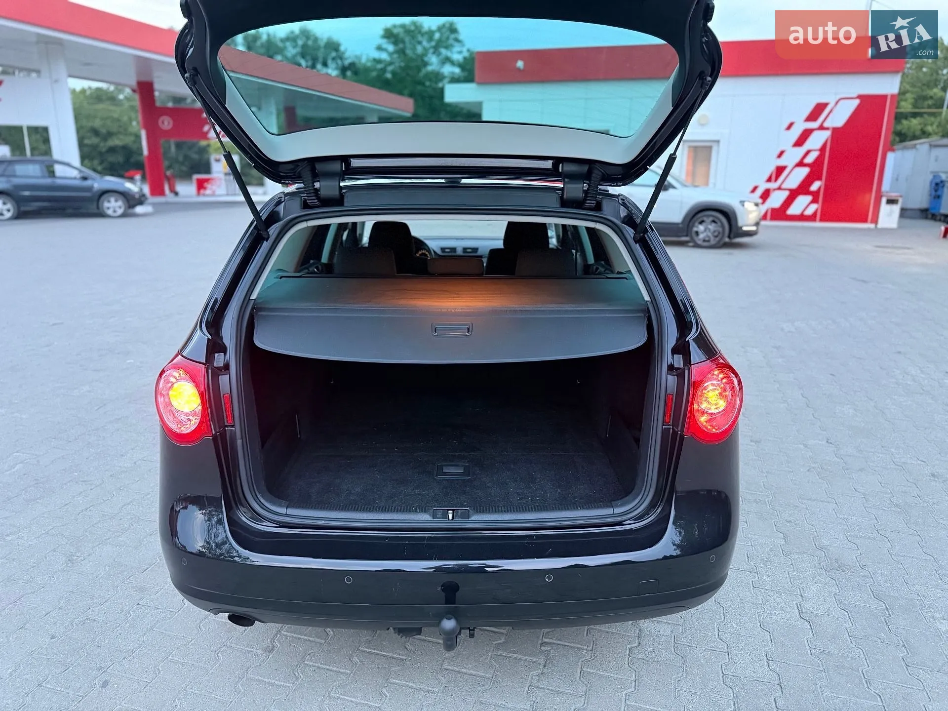 2010 Volkswagen Passat - мініатюра 15