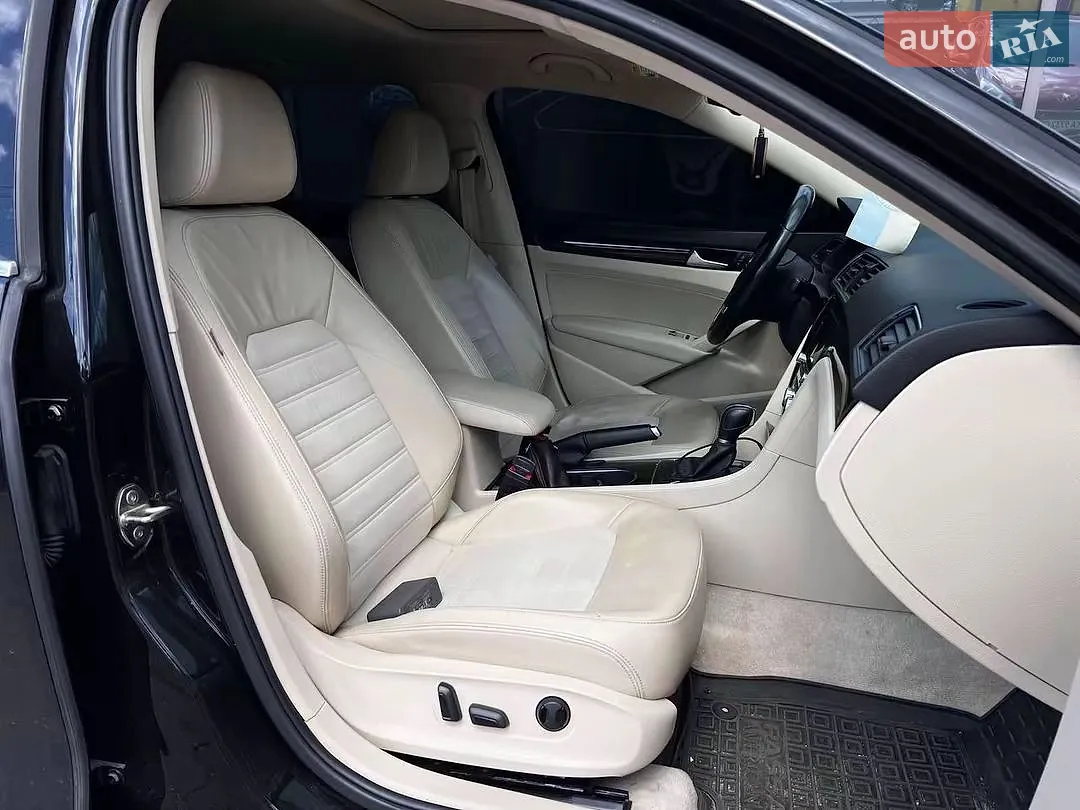 2015 Volkswagen Passat - мініатюра 23