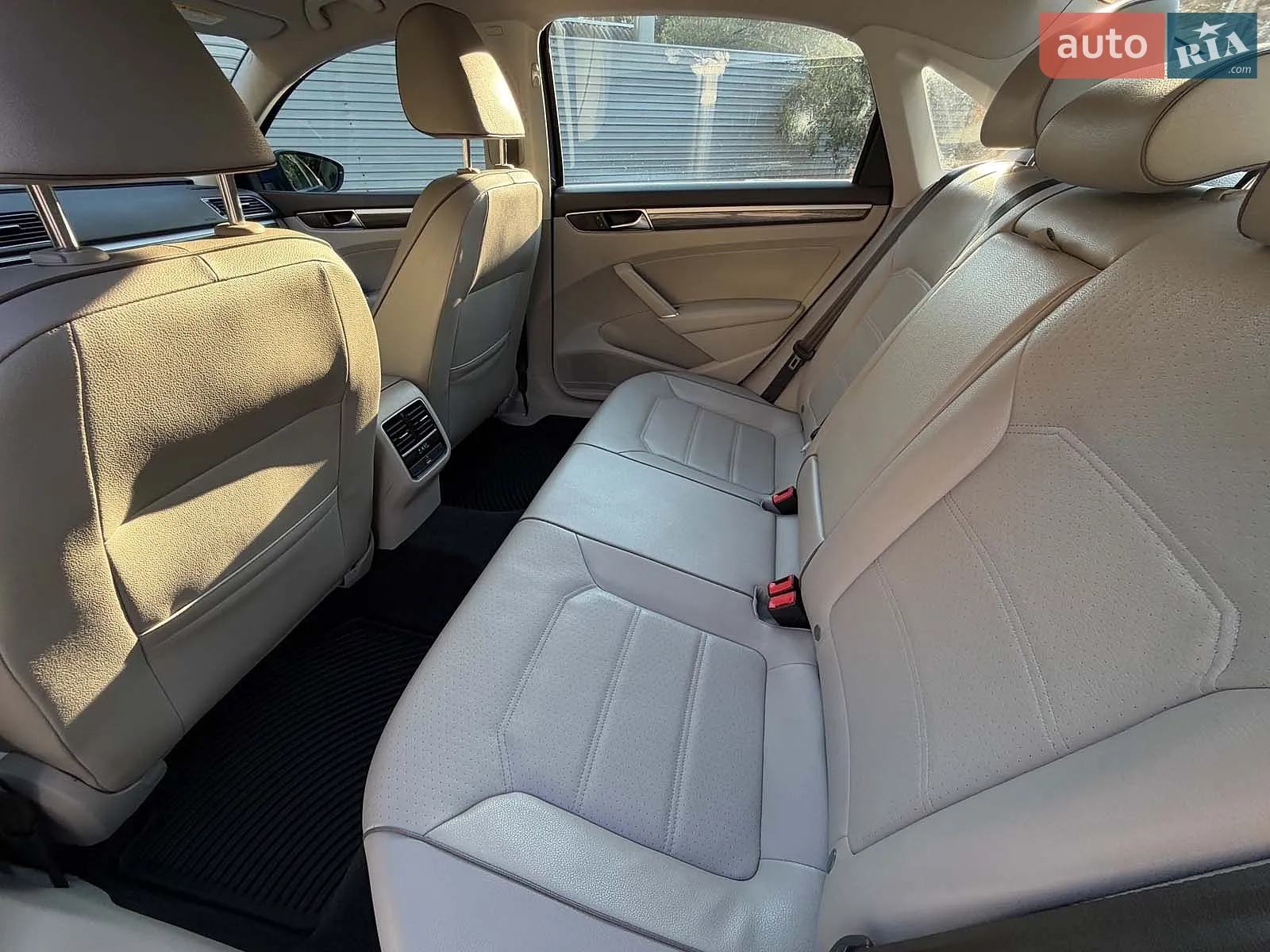 2016 Volkswagen Passat - мініатюра 22