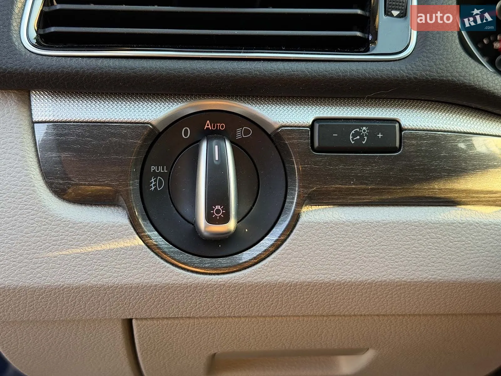 2016 Volkswagen Passat - мініатюра 15