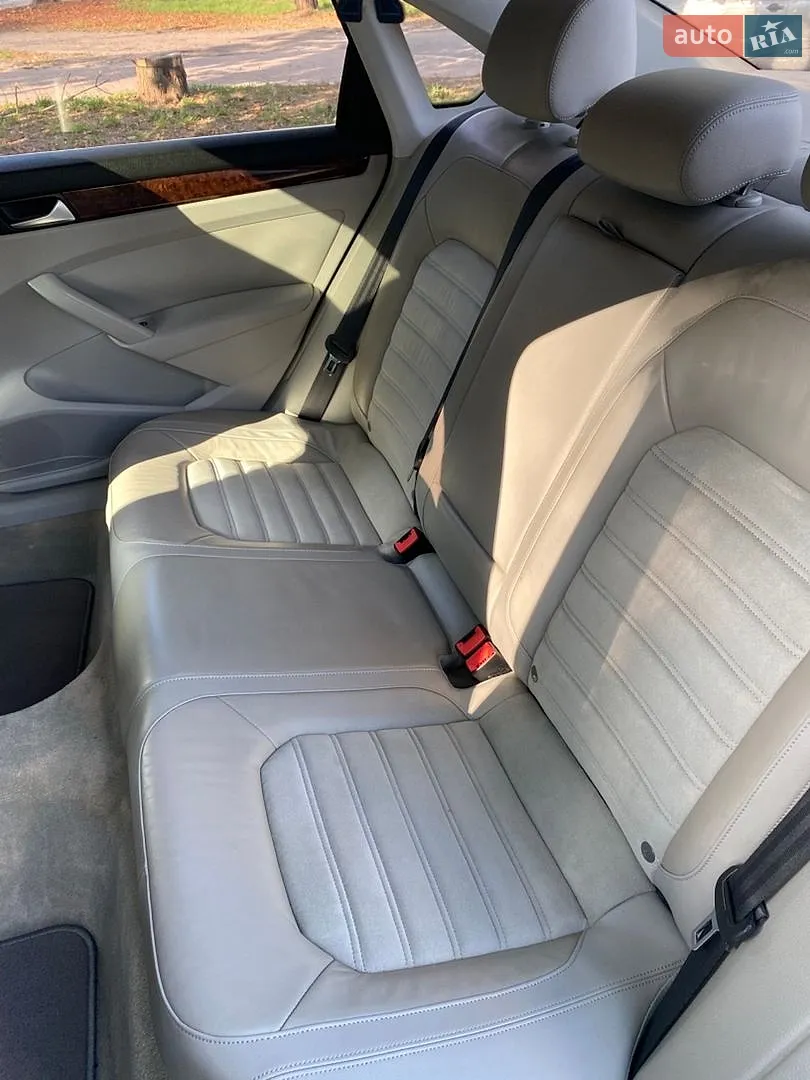 2013 Volkswagen Passat - мініатюра 10