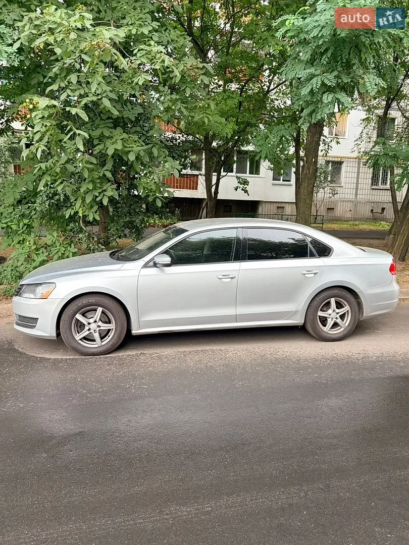 2014 Volkswagen Passat - мініатюра 2