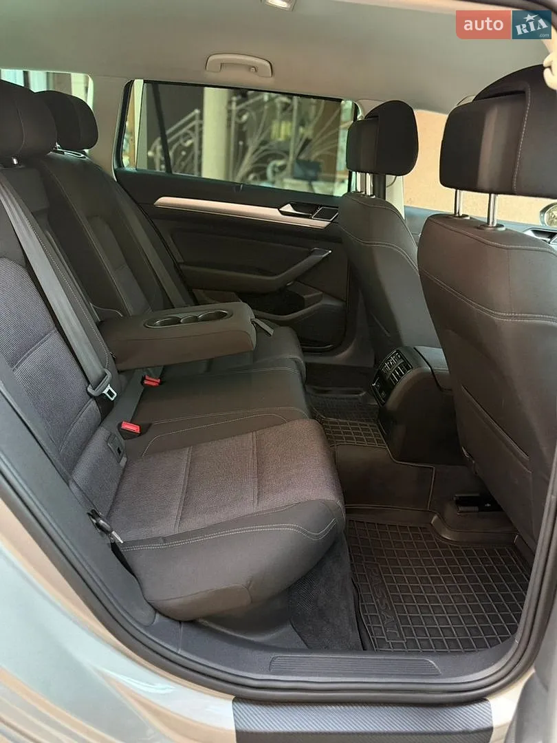2015 Volkswagen Passat - мініатюра 37