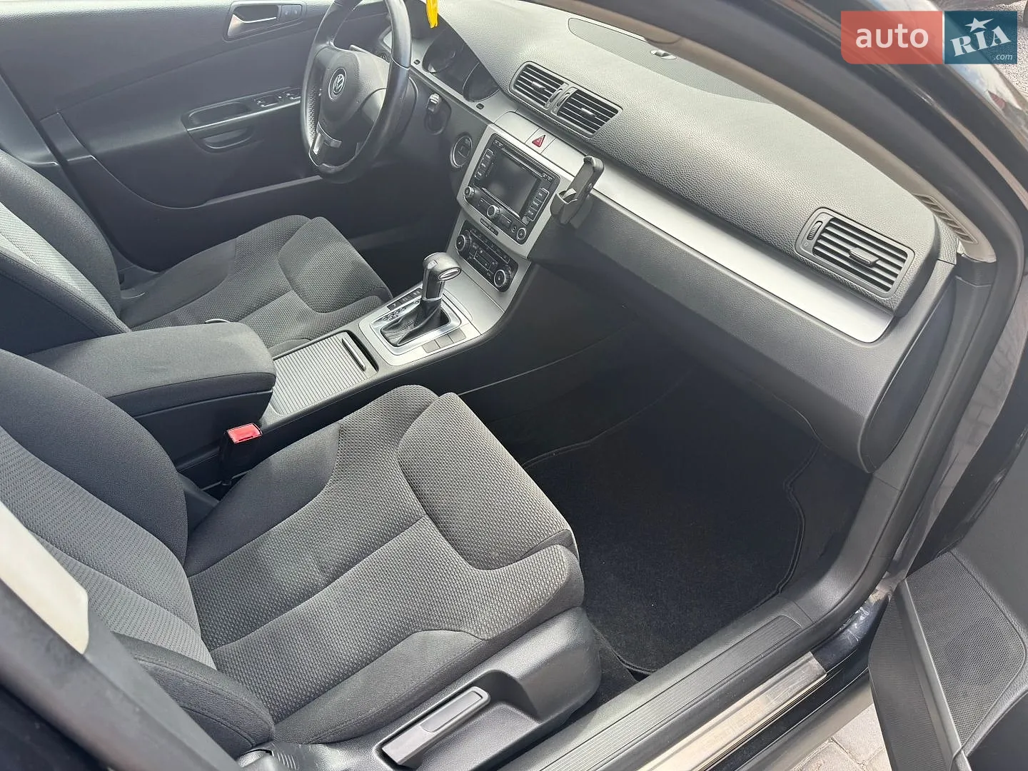 2010 Volkswagen Passat - мініатюра 18