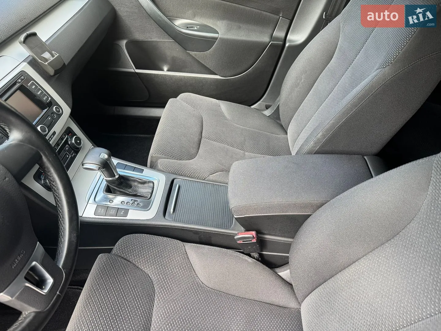 2010 Volkswagen Passat - мініатюра 28