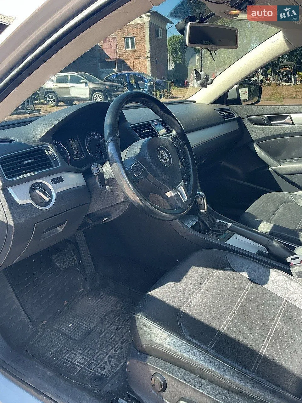 2012 Volkswagen Passat - мініатюра 2