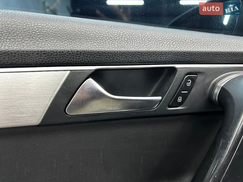 2012 Volkswagen Passat - мініатюра 24