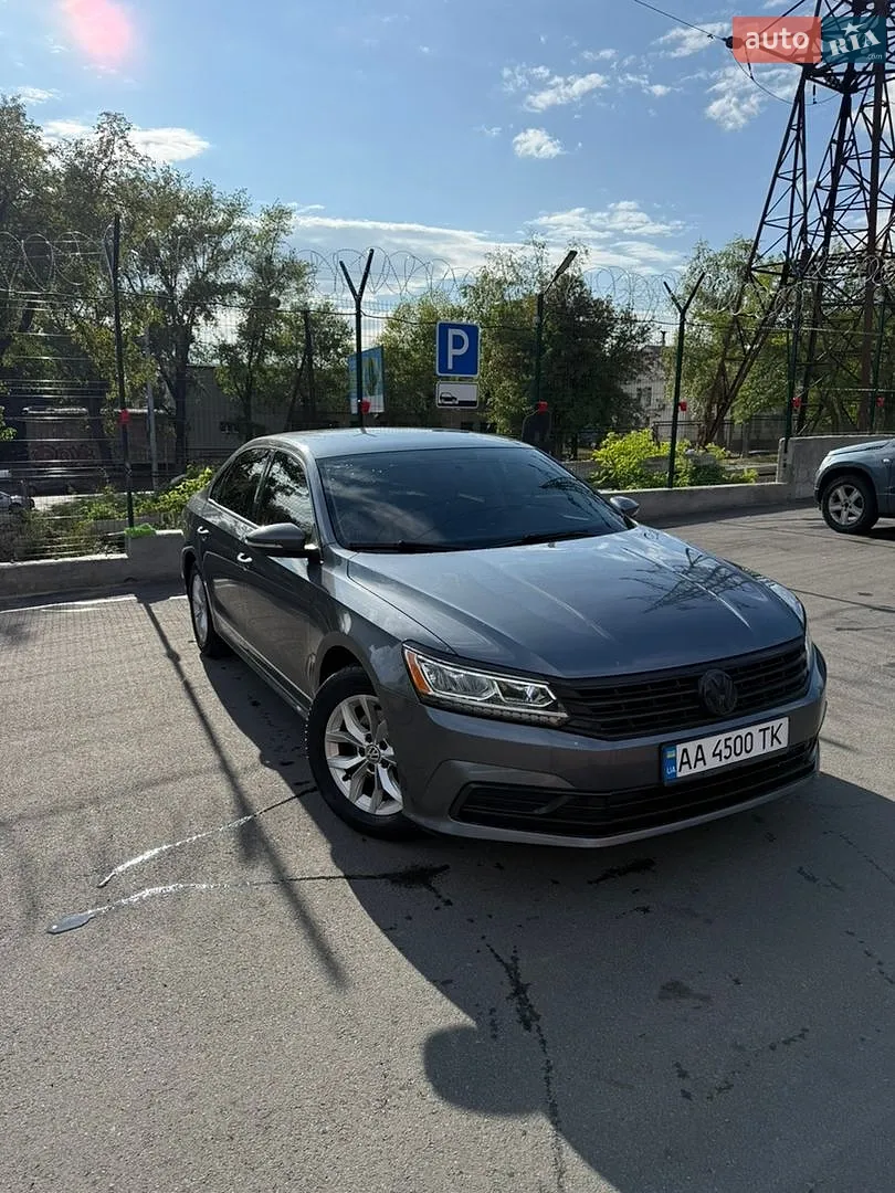 2016 Volkswagen Passat - фото 1