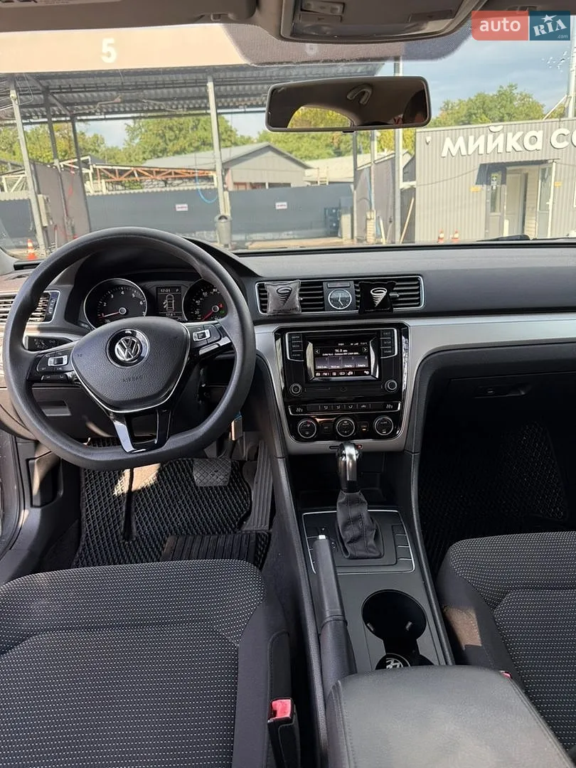 2016 Volkswagen Passat - мініатюра 10