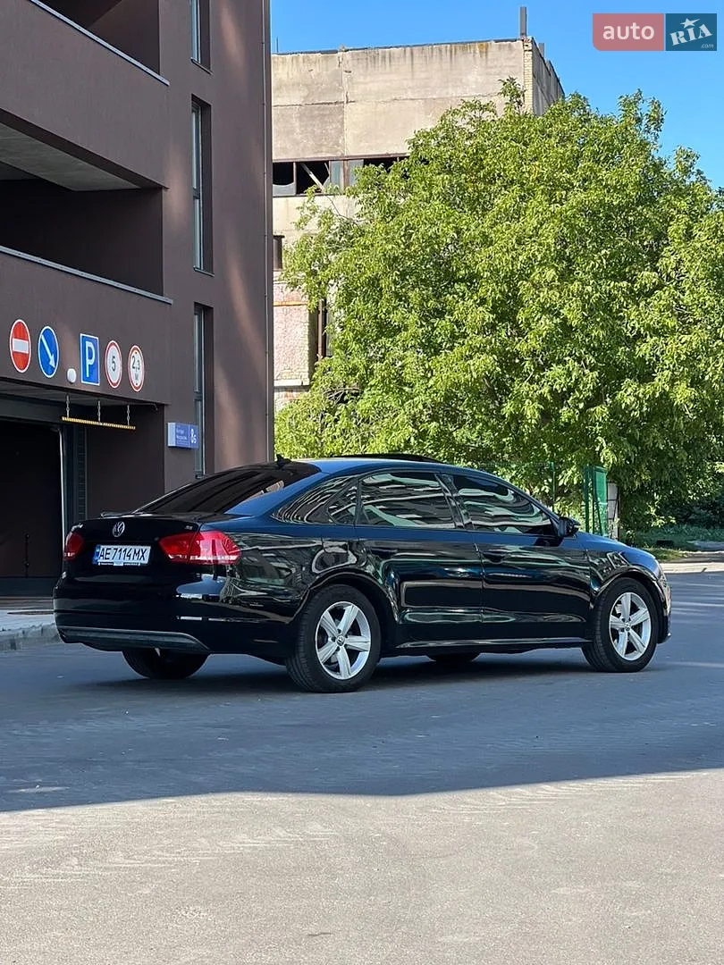 2012 Volkswagen Passat - мініатюра 3