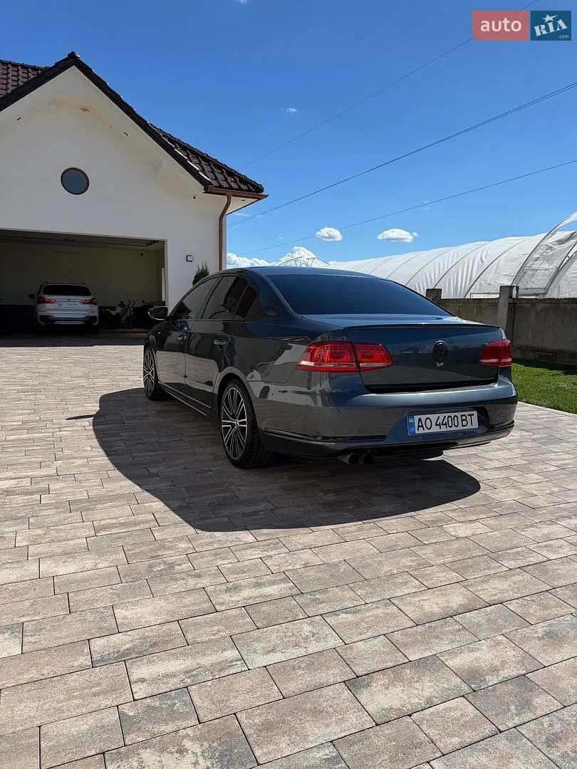 2013 Volkswagen Passat - мініатюра 3