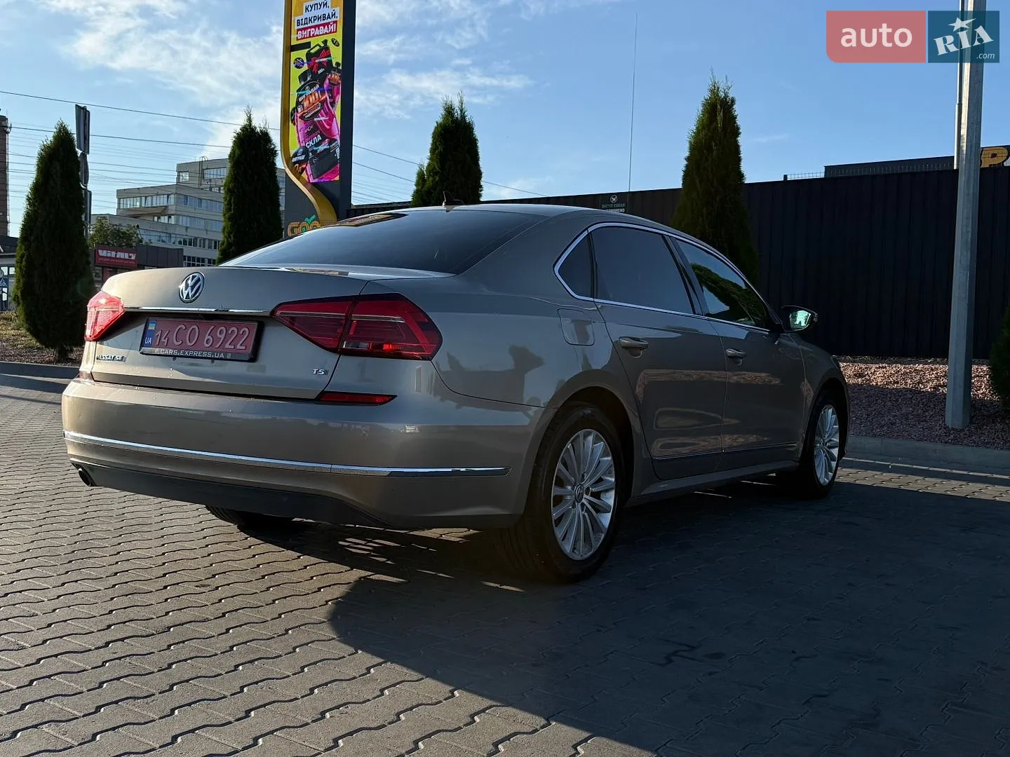 2016 Volkswagen Passat - мініатюра 14