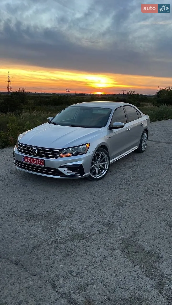 2017 Volkswagen Passat - фото 1