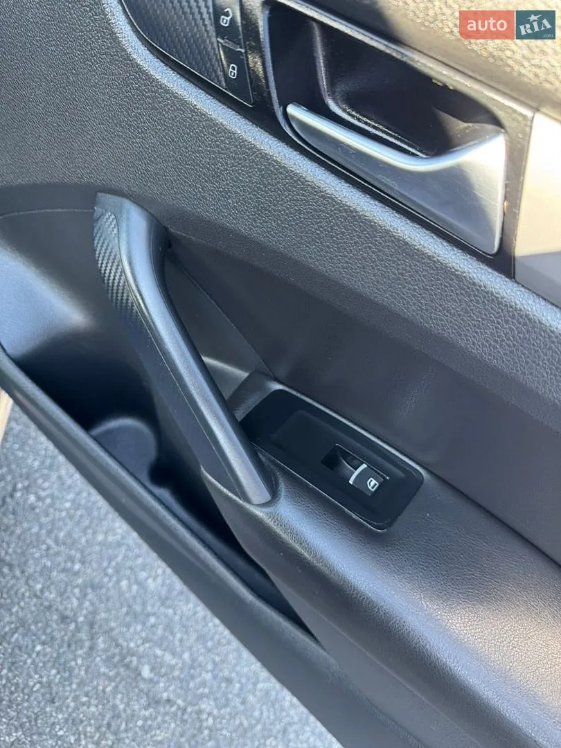 2013 Volkswagen Passat - мініатюра 24