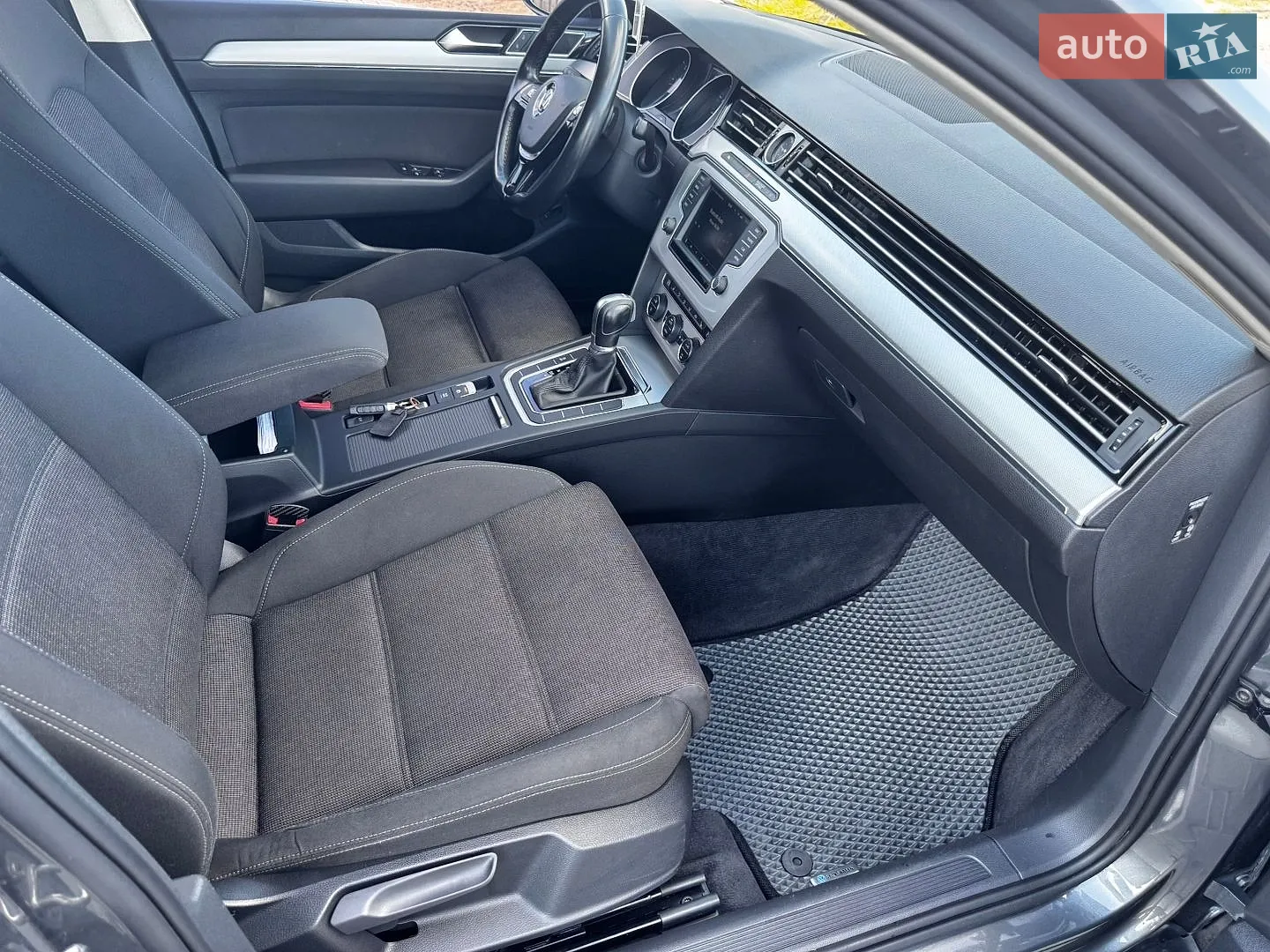2015 Volkswagen Passat - мініатюра 35