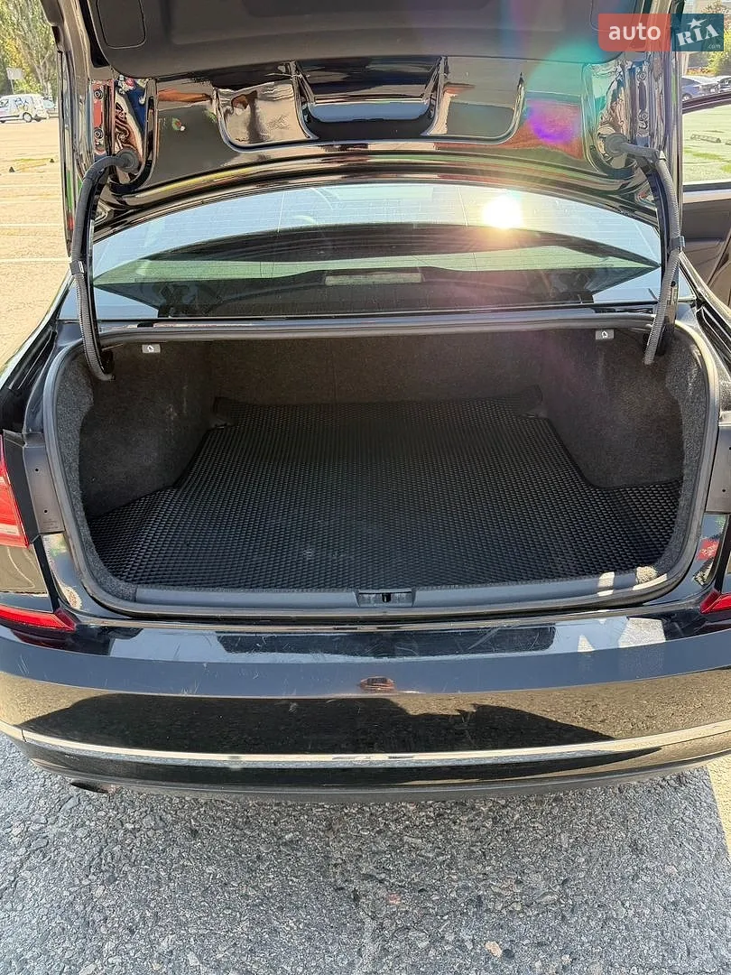 2016 Volkswagen Passat - мініатюра 12