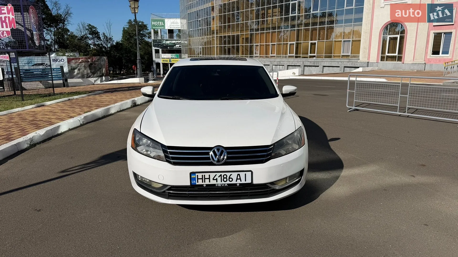 2014 Volkswagen Passat - мініатюра 2