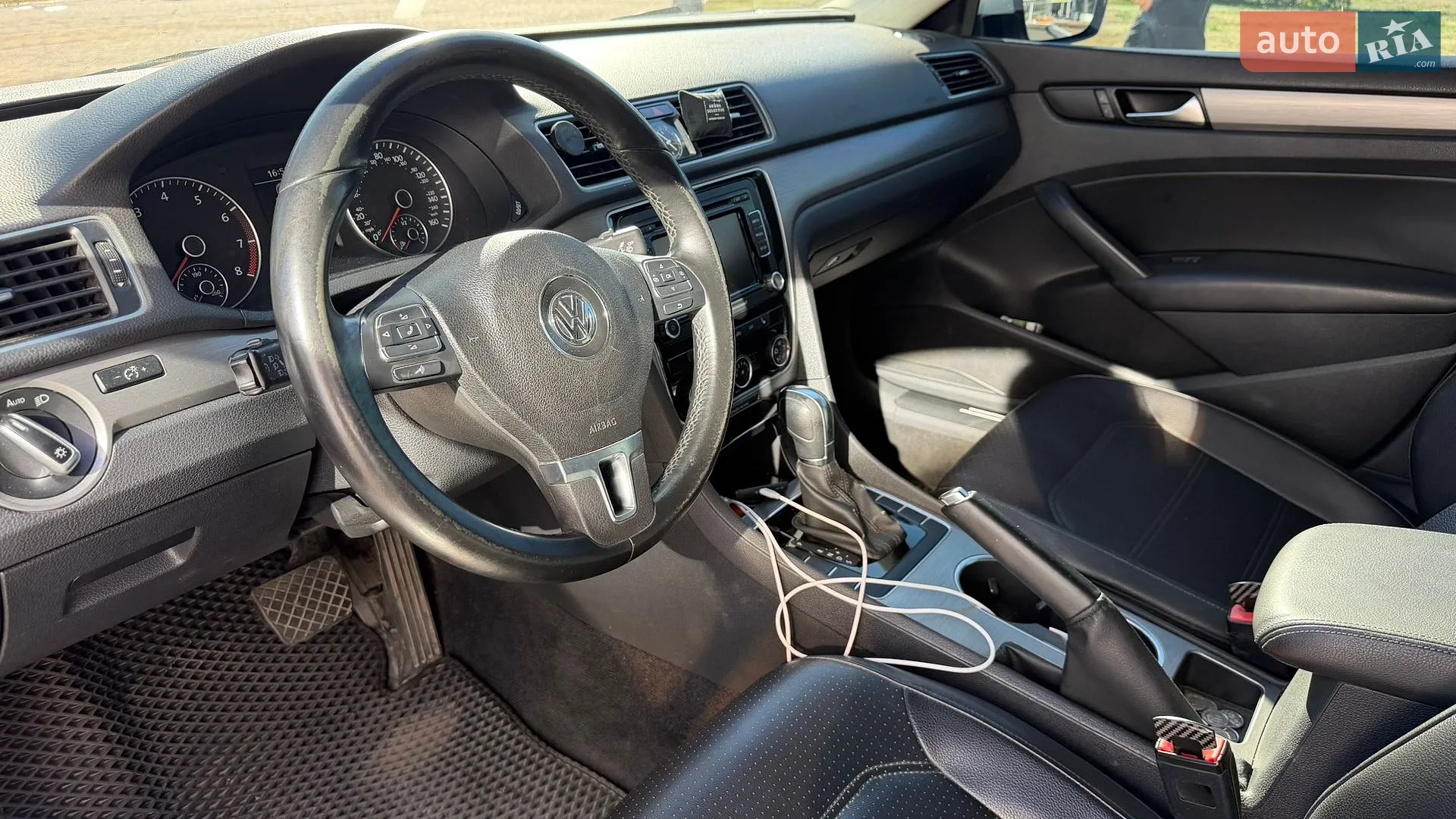 2014 Volkswagen Passat - мініатюра 9