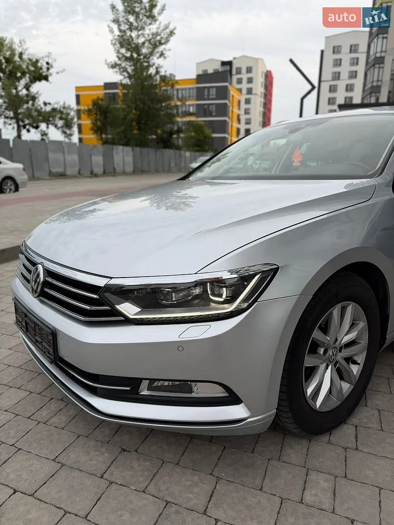 2015 Volkswagen Passat - мініатюра 13
